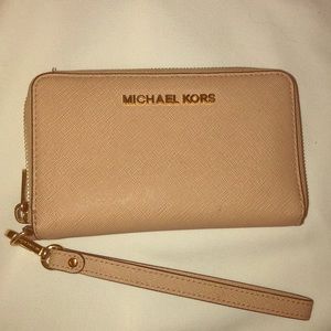 Michael Kors Wristlet